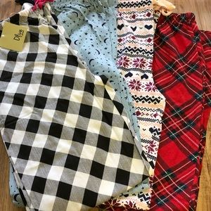 Olive street pajama pants medium NWT